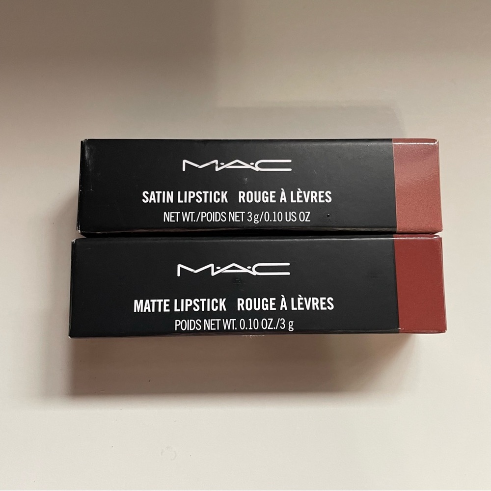 2 MAC Lipsticks !